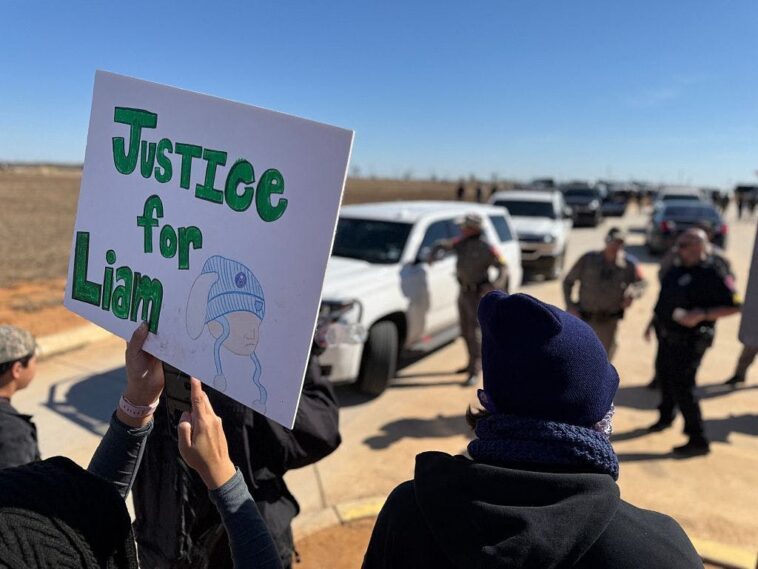 protesters-clash-with-troopers-outside-of-ice-family-detention-center-holding-5-year-old-boy