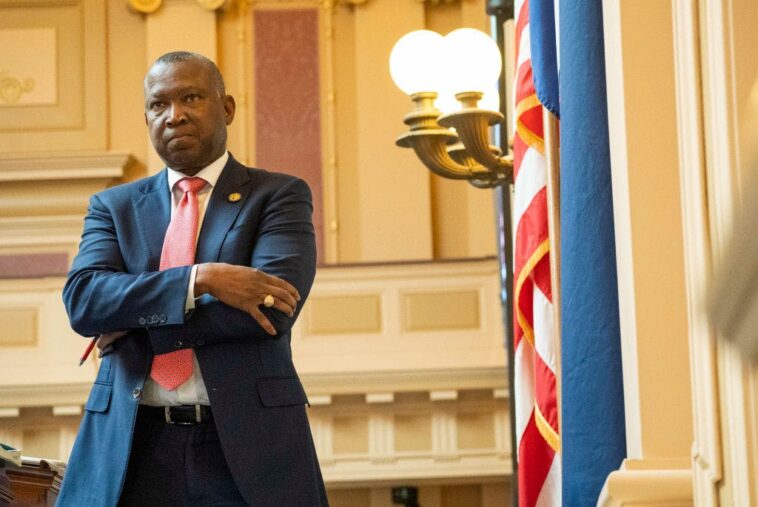 virginia-democrats-ask-court-to-reverse-ban-on-redistricting-plan