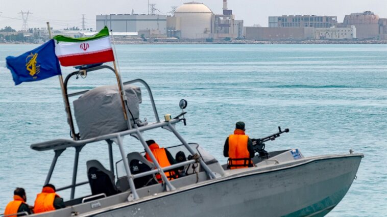 iran-to-hold-live-fire-drills-in-strait-of-hormuz-with-us-armada-in-middle-east