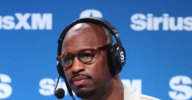 report:-nfl-vet-vernon-davis-accused-of-assaulting-woman-during-argument-over-abortion