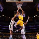 sources:-hayes,-bryant-accept-slam-dunk-invites