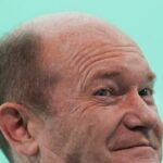 coons:-fed-immigration-officers-need-to-leave-minneapolis,-are-violating-2nd-amendment