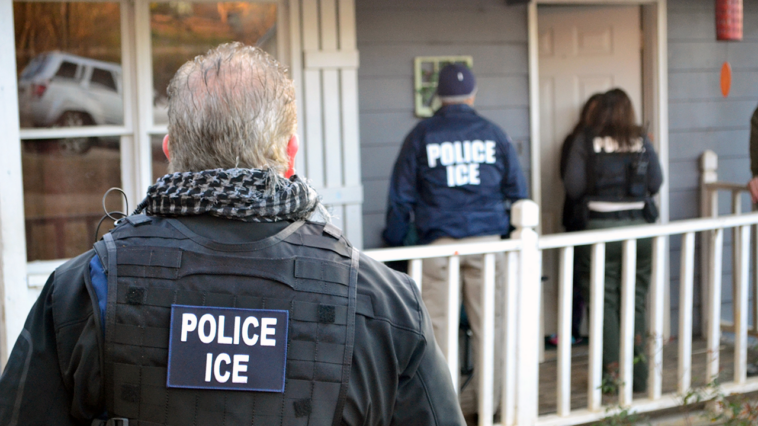conservative-group-rolls-out-multimillion-dollar-ad-blitz-backing-ice-‘patriots’