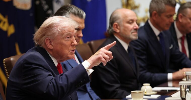 watch:-trump’s-hilariously-honest-response-to-reports-he-fell-asleep-during-the-last-cabinet-meeting