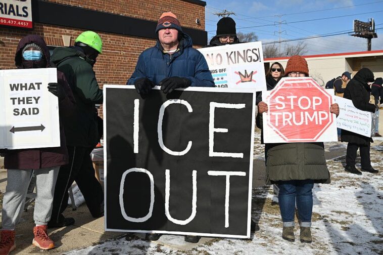 ‘no-school.-no-work’:-businesses-and-schools-shut-down-for-nationwide-anti-ice-strike