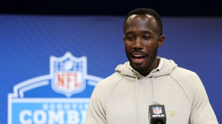 vikings-fire-gm-adofo-mensah-after-4-seasons