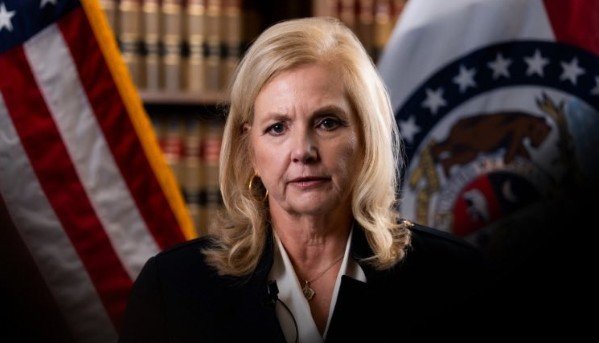 missouri-ag-catherine-hanaway-files-lawsuit-to-block-census-from-counting-illegal-aliens-–-calls-for-census-recount