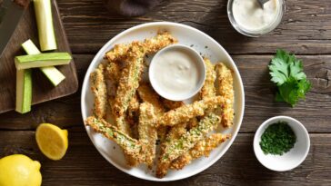 report:-zucchini-not-bad-after-covering-it-with-flour-and-seasoning-and-frying-out-all-of-the-taste