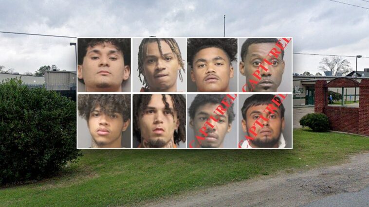 murder-suspects-among-8-inmates-who-escaped-louisiana-jail,-manhunt-launched