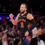 suddenly-red-hot-knicks-pick-up-fifth-win-in-a-row-with-dominant-victory-over-trail-blazers