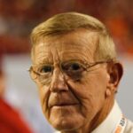 report:-notre-dame-coaching-legend-lou-holtz-enters-hospice-care