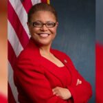 failed-la-mayor-karen-bass-ignored-fire-victims-but-takes-time-to-attend-don-lemon’s-hearing-–-crowd-shouts-‘f*ck-you-karen-bass!”