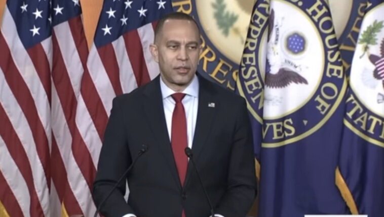 watch:-house-minority-leader-hakeem-jeffries:-“we-intend-to-proceed-with-impeachment-proceedings-if-kristi-noem-is-not-fired”-–-says-stephen-miller-“needs-to-go-as-well”