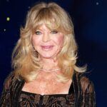 goldie-hawn-champions-parenting-philosophy-that-teach-‘kids-have-to-struggle’