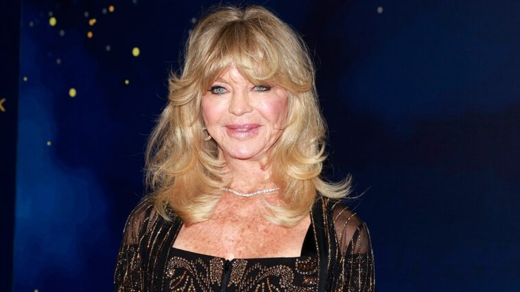 goldie-hawn-champions-parenting-philosophy-that-teach-‘kids-have-to-struggle’
