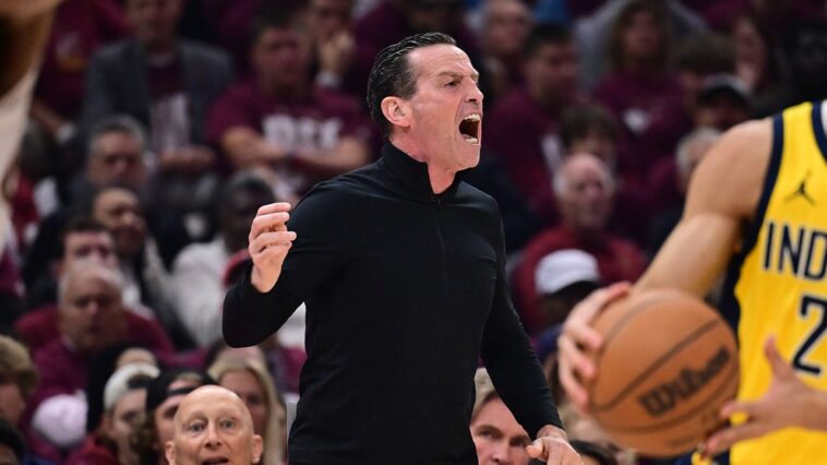 cavaliers-coach-kenny-atkinson-fined-for-‘berating’-and-‘making-contact’-with-an-official