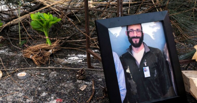 alex-pretti’s-family-hires-attorneys-connected-to-george-floyd-and-derek-chauvin’s-prosecution