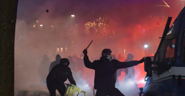 over-100-police-injured-as-riots-erupt-in-italy-over-shut-down-of-far-left-activist-base