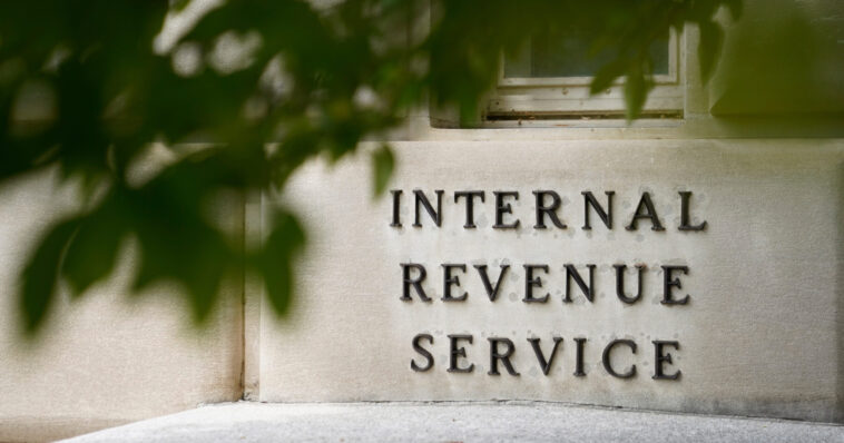 trump-drops-massive-$10b-lawsuit-on-irs,-treasury-for-leaking-his-tax-info