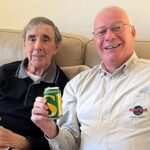 man-travels-14,000-miles-to-share-a-final-beer-with-dying-longtime-friend