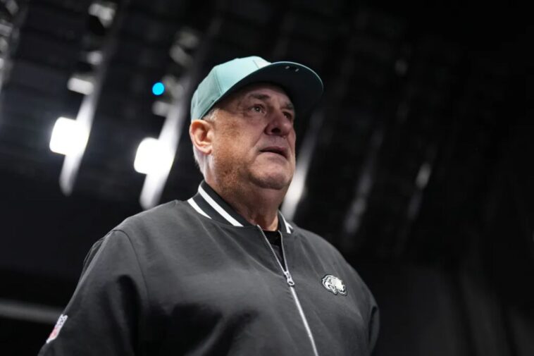 vic-fangio-retirement-uncertainty-adds-twist-to-chaotic-eagles-offseason