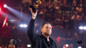 country-star-jelly-roll-praises-jesus-at-the-grammys:-‘i-love-you,-lord!’