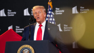 trump-announces-kennedy-center-closing-on-july-4-for-two-years-for-renovations