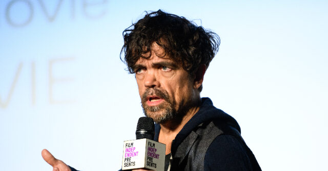 ‘game-of-thrones’-star-peter-dinklage-recites-poem-for-ice-agitator-renee-good,-stomps-foot,-walks-off-stage