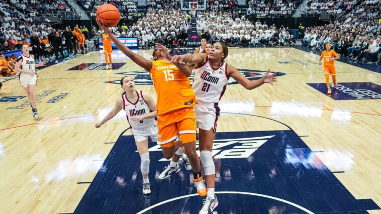 uconn-women-still-unanimous-no.-1;-l’ville-to-6th