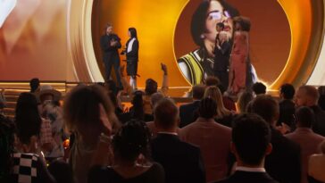 roomful-of-pedophiles-protest-ice-deporting-pedophiles