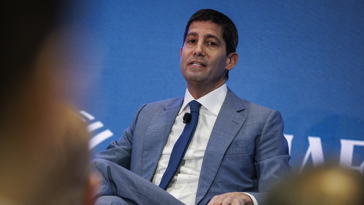 breitbart-business-digest:-the-war-over-kevin-warsh