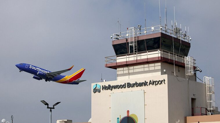 hollywood-airport-favored-by-celebrities-could-be-site-of-next-plane-disaster:-officials