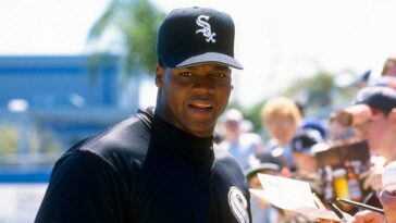 frank-thomas-rips-white-sox-after-being-omitted-from-black-history-month-graphic