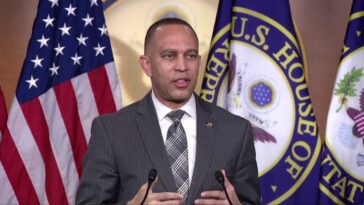 jeffries-says-gop-‘done-eff’d-up-in-texas,’-vows-they-won’t-win-five-seats:-‘they-can’t-ignore-it’