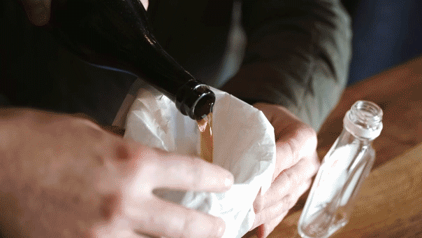 150-year-old-alcohol-bottle-found-in-old-mining-town-is-finally-opened-—-and-people-took-a-drink