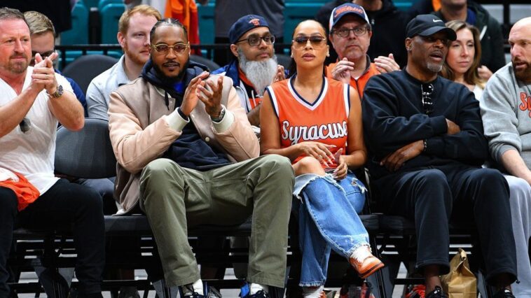 melo-apparently-unhappy-with-state-of-cuse-hoops