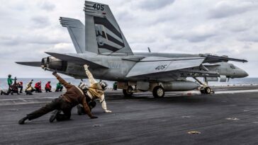 us-shoots-down iranian-drone-approaching-uss-abraham-lincoln,-official-says