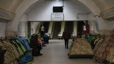 russia-launches-32-ballistic-missiles-in-major-strikes-against-ukraine-overnight