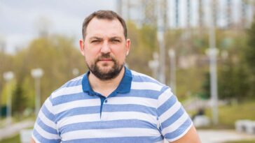 experts-conclude-no-human-being-is-illegal,-except-jeff?