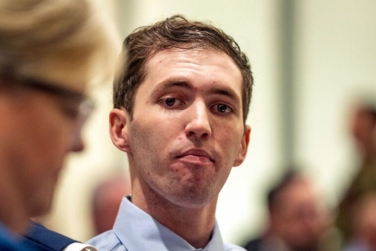 charlie-kirk’s-suspected-assassin-fights-death-penalty,-says-trump-influenced-prosecutor