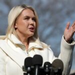 ‘very-ironic’:-karoline-leavitt-blasts-anti-ice-celebs