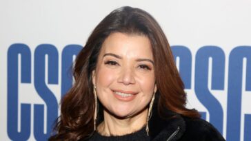 video:-ana-navarro-on-‘the-view’-launches-unhinged,-incoherent-attack-against-‘cross-wearing’-christians-she-doesn’t-like