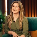 kelly-clarkson-ends-emmy-winning-talk-show-to-focus-on-kids-after-ex-husband’s-death