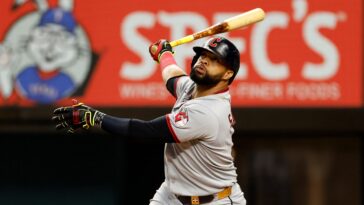 carlos-santana-signing-with-diamondbacks-for-17th-mlb-season