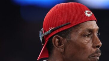 patrick-mahomes-sr.-arrested-for-violating-probation,-allegedly-drinking-alcohol