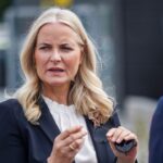 crown-princess-mette-marit’s-epstein-ties-‘unraveling’-after-document-dump,-experts-warn