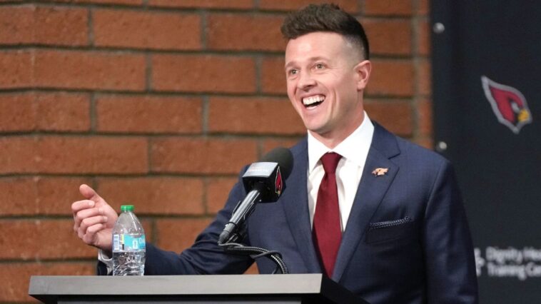 cards’-lafleur-to-call-plays-as-qb-decision-looms