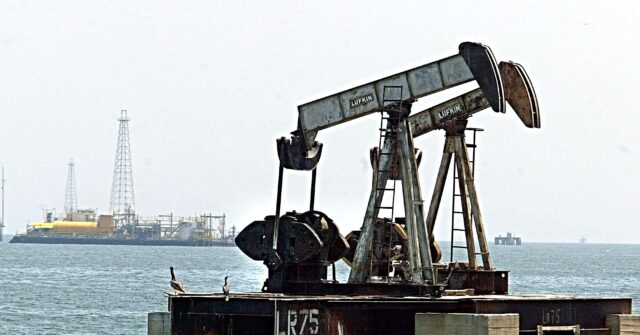 us.-authorizes-export-of-diluents-to-boost-venezuela’s-oil-sector