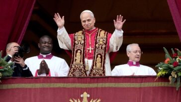 pope-leo-plans-to-‘continue-pope-francis’-mission’-of-inclusivity-for-lgbtq-catholics,-fr-james-martin-says