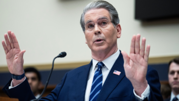 ‘can-you-shut-him-up?’:-waters-and-treasury’s-bessent-clash-over-trump’s-economic-agenda